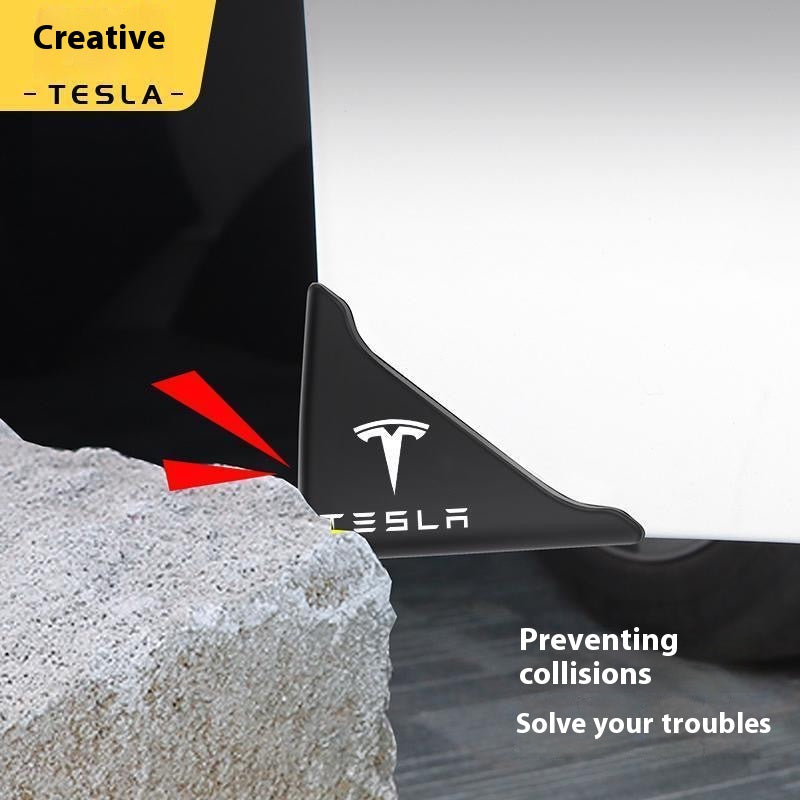 Tesla's customized door anti-collision strips are a magical tool to prevent scratches on the door corners