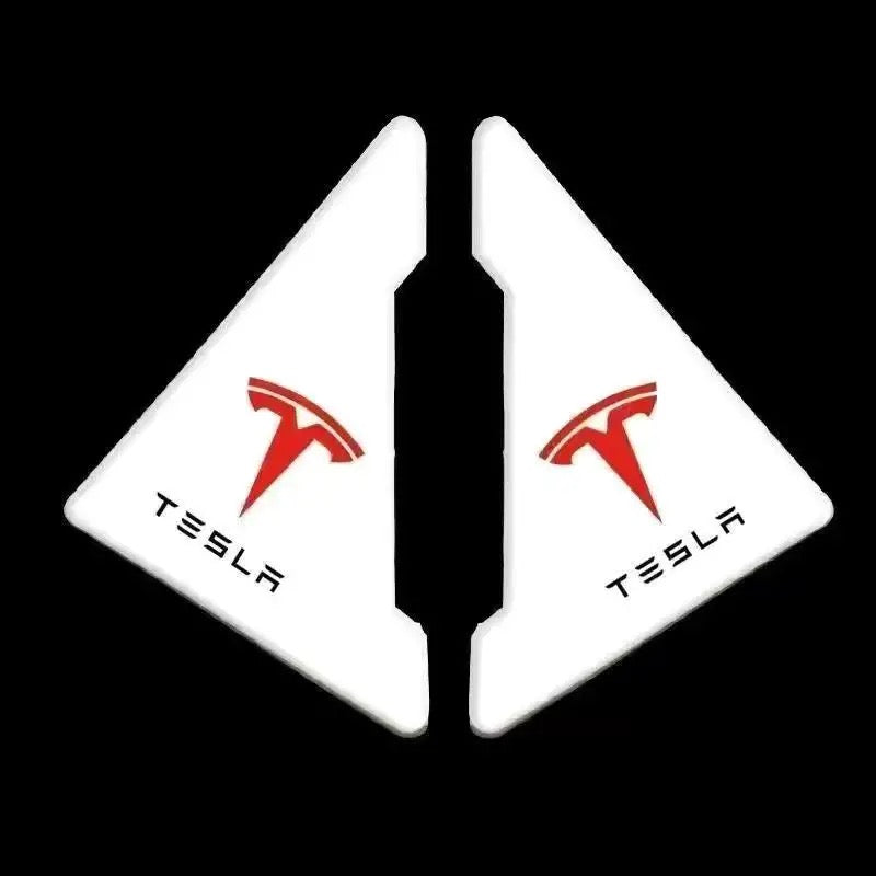 Tesla's customized door anti-collision strips are a magical tool to prevent scratches on the door corners