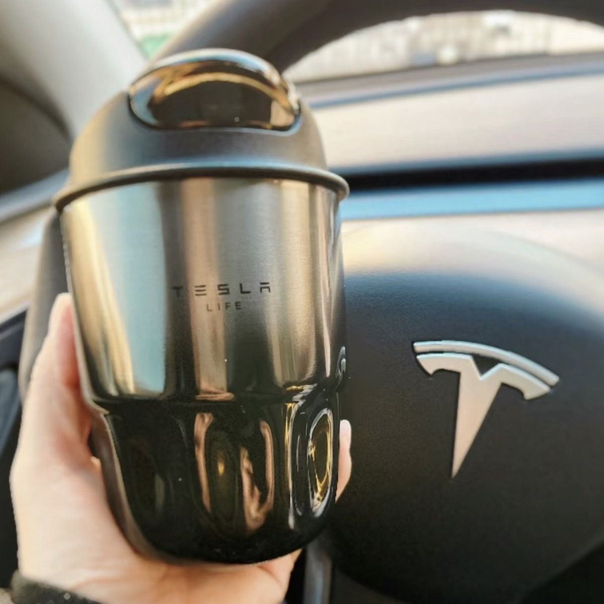 Tesla 500ml thermos cup limited edition thermos kettle outdoor sports kettle luxury car cup hot selling trendy model